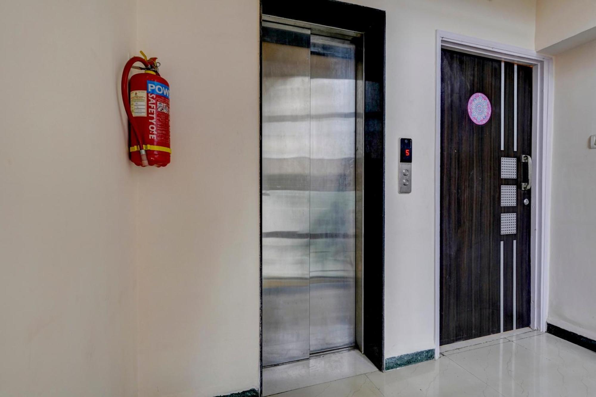 Rio Corporate House Hotel Mumbai Luaran gambar